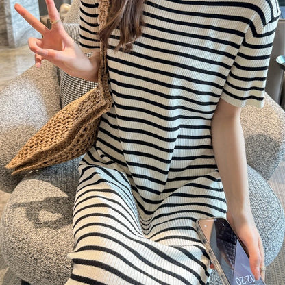Crew-neck Short-sleeve Striped Dress For Petite Figures