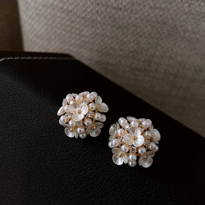 Fashionable Pearl Petal Earrings For Women