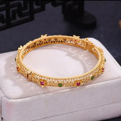 Light-luxury Vintage Filigree Openwork Bracelet For Women