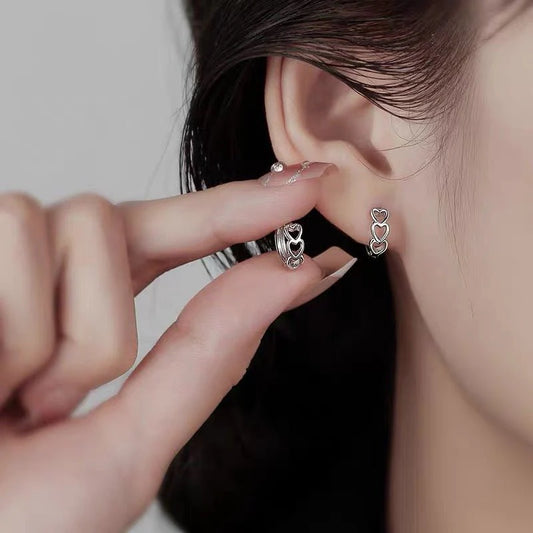 Womens Niche-design Instagram-style Minimalist And Cool-toned Trendy Heart-shaped Hoop Earrings